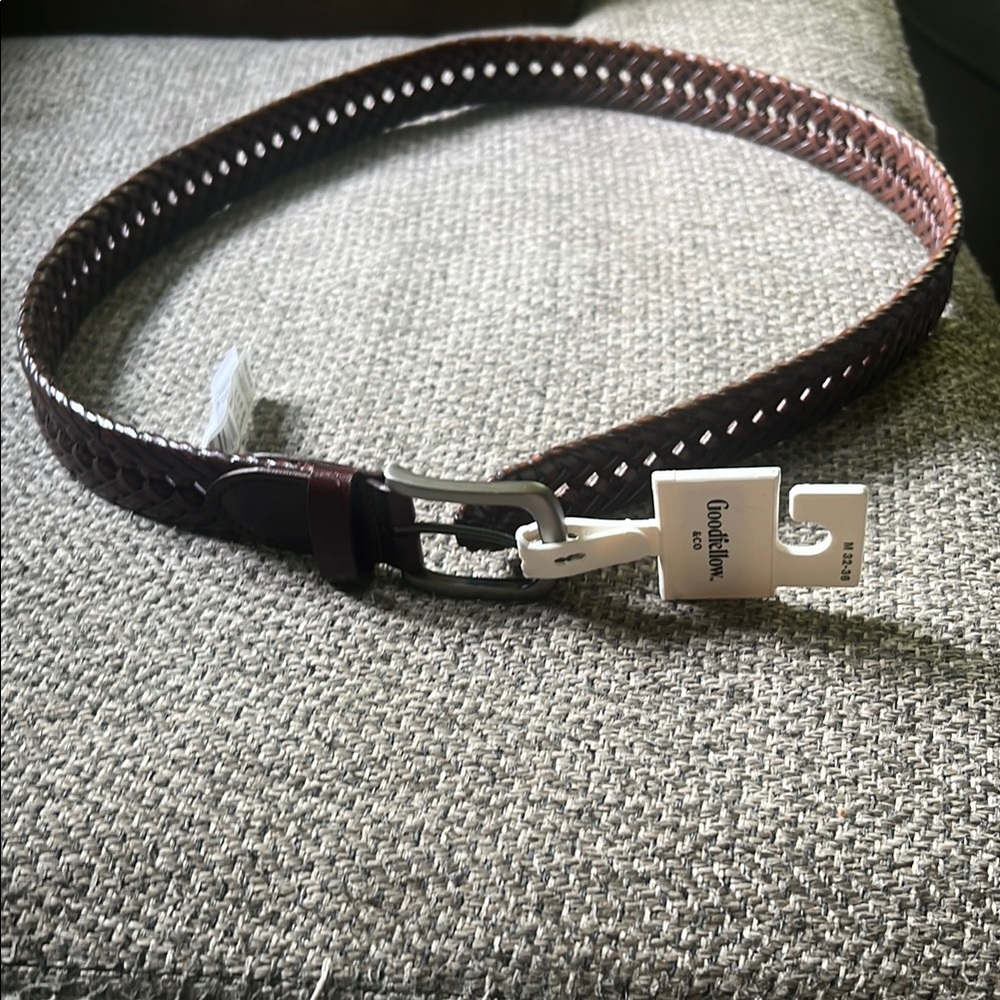 Classic Brown Leather Belt with Geometric Buckle